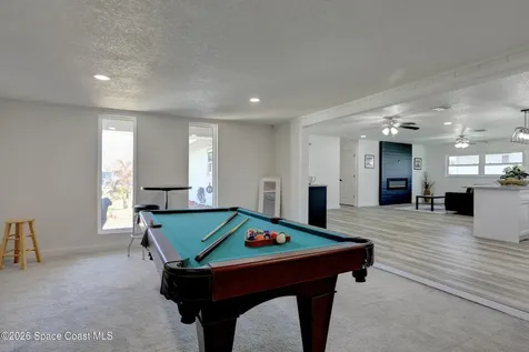 872 Sadnet Circle NE Palm Bay FL 32905
