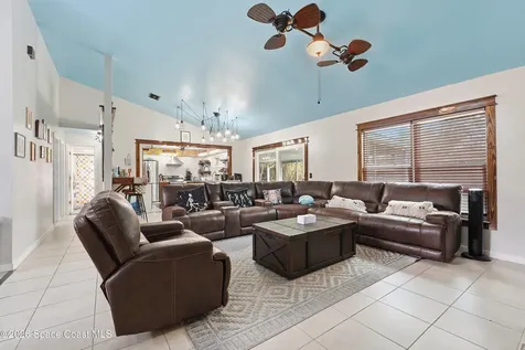 830 Garvey Road SW Palm Bay FL 32908