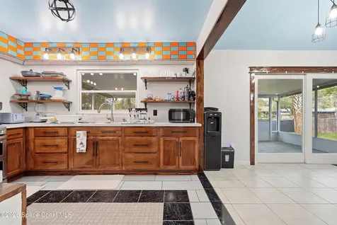 830 Garvey Road SW Palm Bay FL 32908