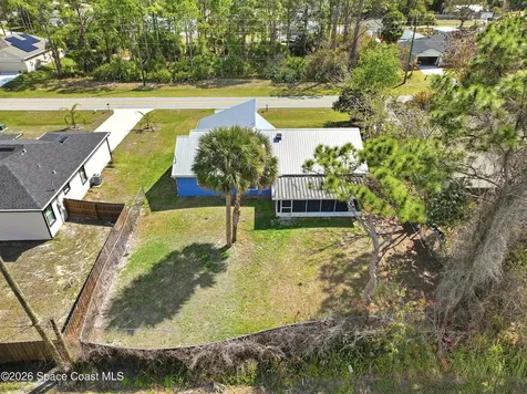 830 Garvey Road SW Palm Bay FL 32908