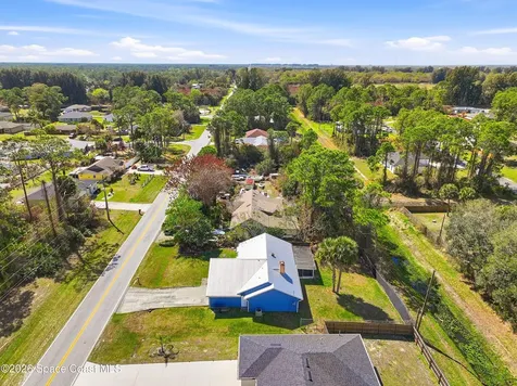 830 Garvey Road SW Palm Bay FL 32908