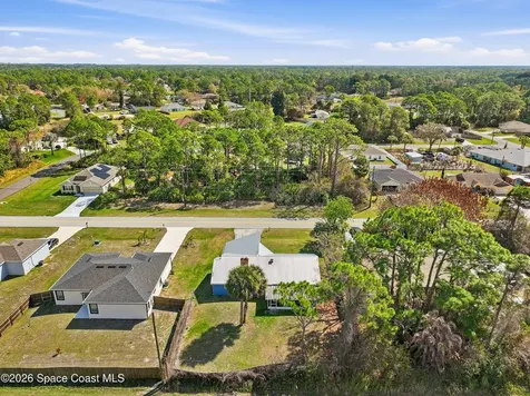 830 Garvey Road SW Palm Bay FL 32908