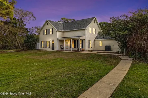 3965 Miller Lane Grant-valkaria FL 32950