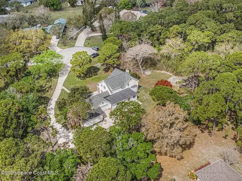 3965 Miller Lane Grant-valkaria FL 32950