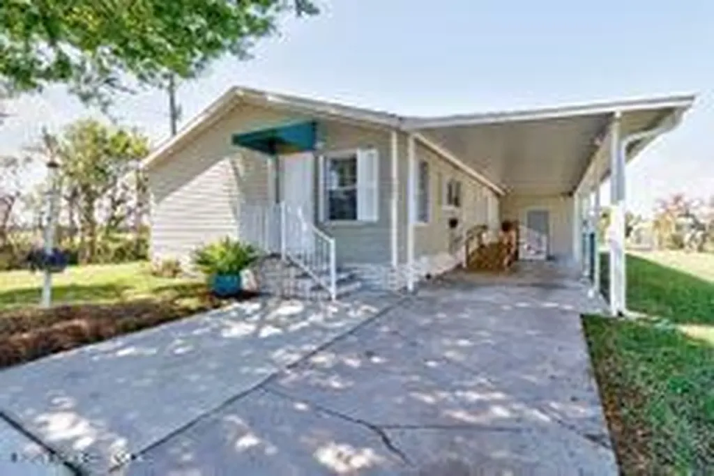 701 Lark Drive Barefoot Bay FL 32976