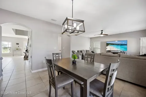 2347 Snapdragon Drive NW Palm Bay FL 32907