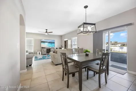 2347 Snapdragon Drive NW Palm Bay FL 32907