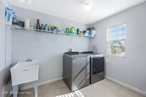 2347 Snapdragon Drive NW Palm Bay FL 32907