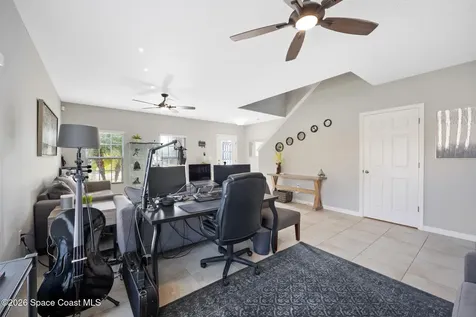 2347 Snapdragon Drive NW Palm Bay FL 32907