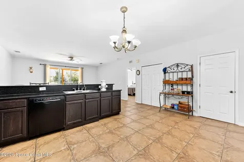 4021 Caparosa Circle Melbourne FL 32940