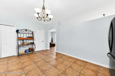4021 Caparosa Circle Melbourne FL 32940