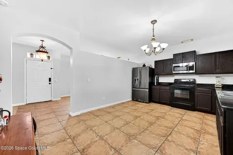 4021 Caparosa Circle Melbourne FL 32940