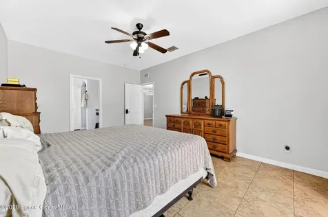 4021 Caparosa Circle Melbourne FL 32940