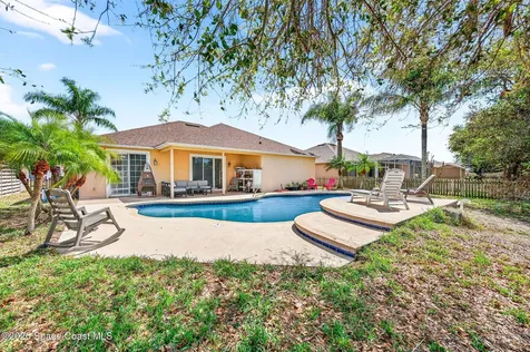 4021 Caparosa Circle Melbourne FL 32940