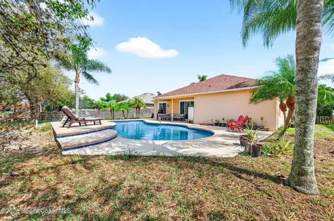 4021 Caparosa Circle Melbourne FL 32940
