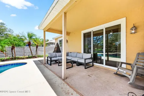 4021 Caparosa Circle Melbourne FL 32940