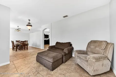 4021 Caparosa Circle Melbourne FL 32940