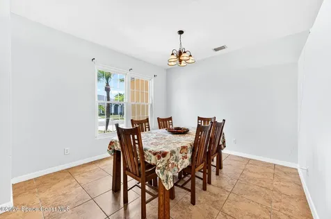4021 Caparosa Circle Melbourne FL 32940
