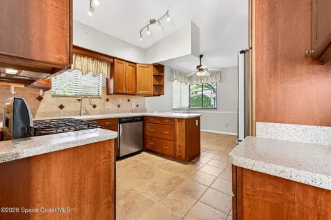 810 Parkside Place Indian Harbour Beach FL 32937