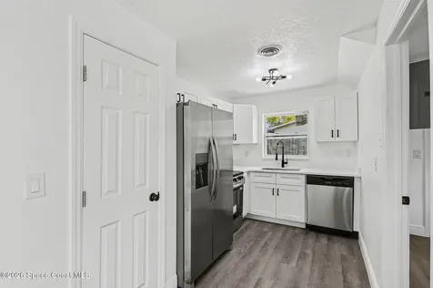 5240 Sutton Avenue Melbourne FL 32904
