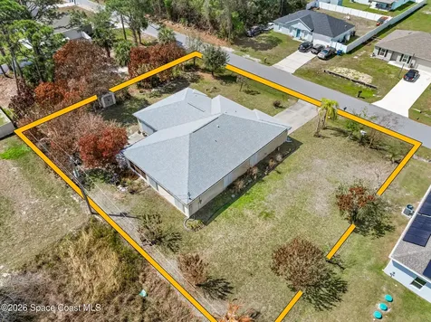 2765 Freemont Avenue SE Palm Bay FL 32909