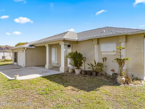 2765 Freemont Avenue SE Palm Bay FL 32909