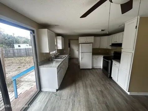 208 Sawyer Street SW Palm Bay FL 32908