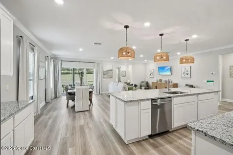 4825 Madras Drive NW Palm Bay FL 32907