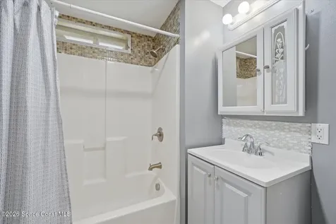 1027 Oriole Circle Barefoot Bay FL 32976