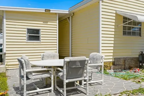 1027 Oriole Circle Barefoot Bay FL 32976