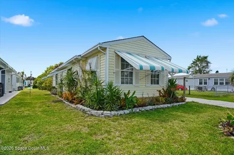 1027 Oriole Circle Barefoot Bay FL 32976