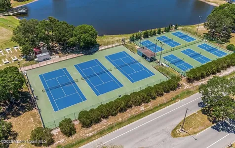 1027 Oriole Circle Barefoot Bay FL 32976