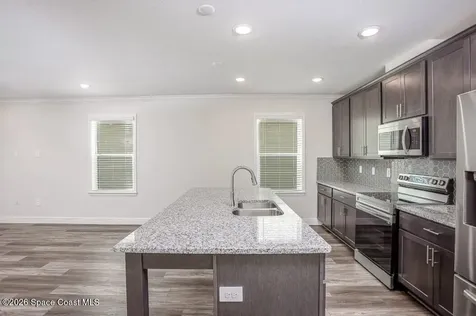 5134 Madras Drive NW Palm Bay FL 32907