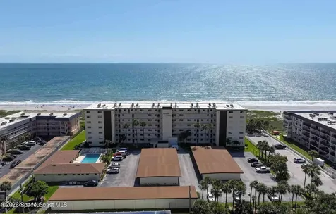 55 N 4th Street Cocoa Beach FL 32931