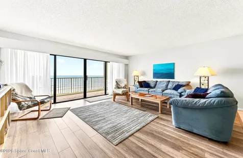 55 N 4th Street Cocoa Beach FL 32931