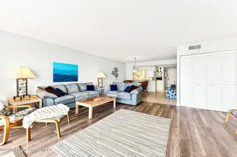 55 N 4th Street Cocoa Beach FL 32931