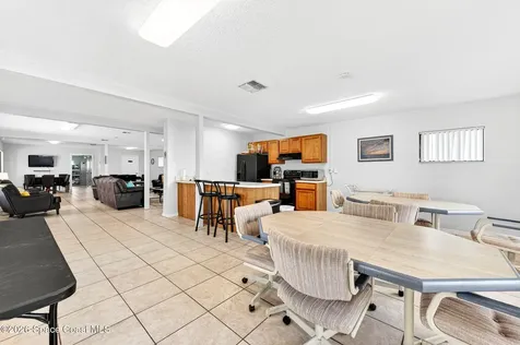 55 N 4th Street Cocoa Beach FL 32931