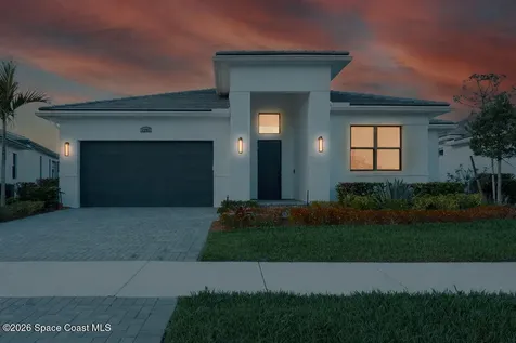 2293 SE Canopy Cove Lane Port St. Lucie FL 34984