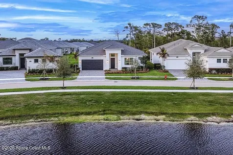 2293 SE Canopy Cove Lane Port St. Lucie FL 34984