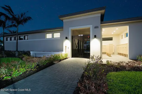 2293 SE Canopy Cove Lane Port St. Lucie FL 34984
