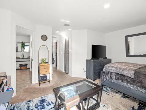 526 Hancock Street SW Palm Bay FL 32908