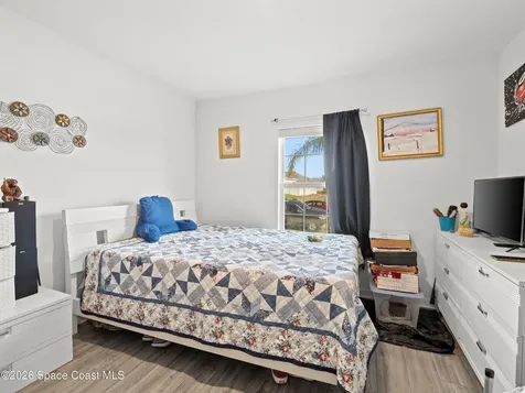 526 Hancock Street SW Palm Bay FL 32908
