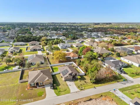 526 Hancock Street SW Palm Bay FL 32908