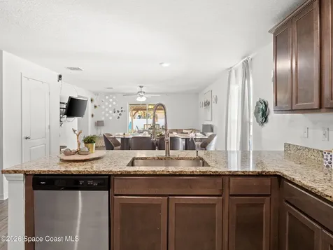526 Hancock Street SW Palm Bay FL 32908