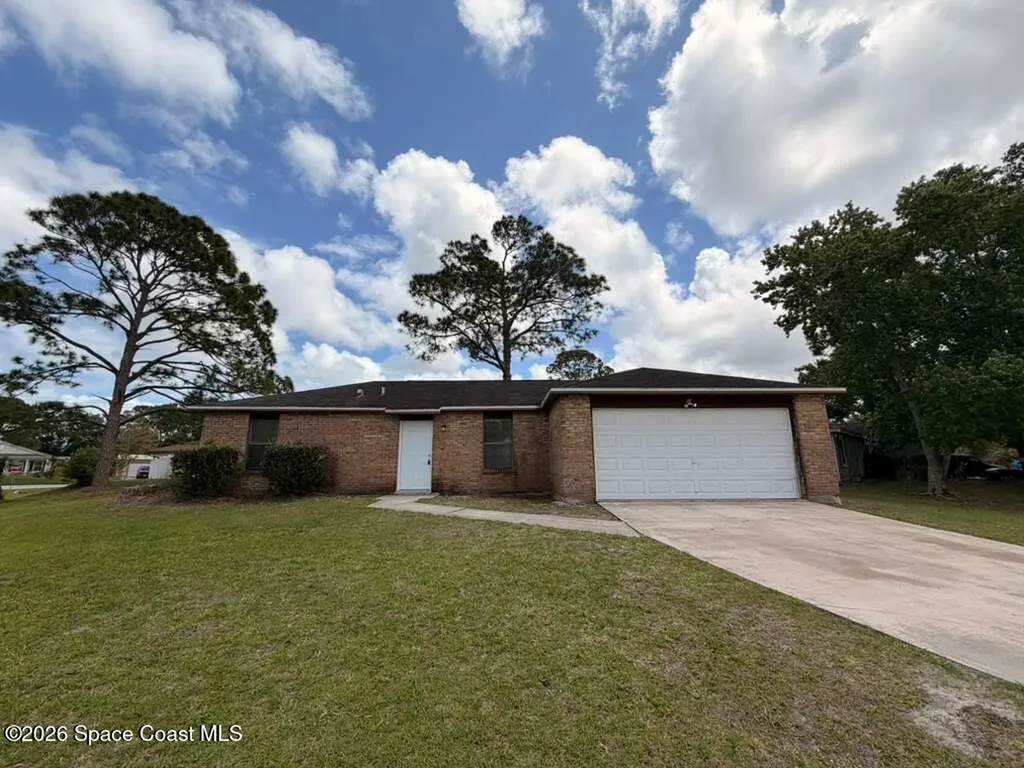 1395 Cox Avenue NW Palm Bay FL 32907