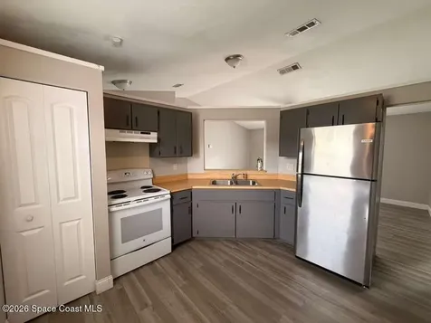 1395 Cox Avenue NW Palm Bay FL 32907