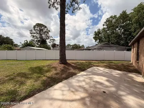 1395 Cox Avenue NW Palm Bay FL 32907