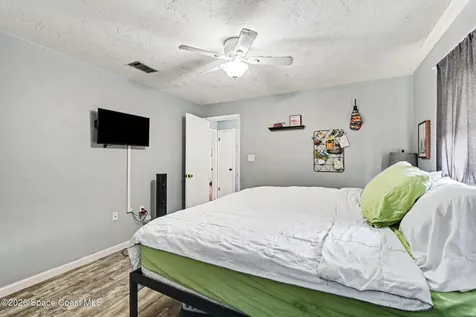 135 Skyline Boulevard Merritt Island FL 32953