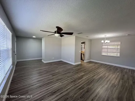 1583 White Cap Way Melbourne FL 32935