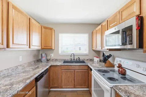 289 San Remo Road SW Palm Bay FL 32908